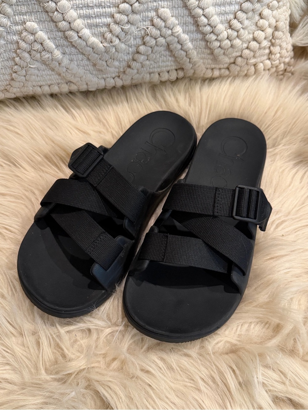 Chaco Chillos Sandal in black
